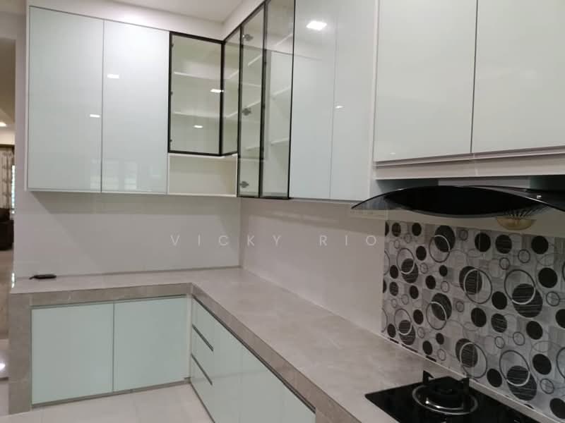 3-storey Terraced House for Sale in Taman Universiti Bangi (Kajang) - Vicky Rio - Kitchen - PropertyGuru.com.my