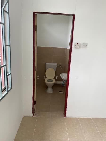 Mentari Court untuk Untuk Dijual - RM 265,000, Mac 2026 - Bathroom - PropertyGuru.com.my