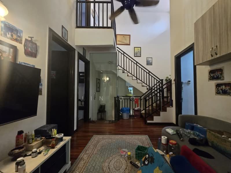 Rumah Teres 2.5-Tingkat untuk Dijual di Shah Alam (Selangor) - Jin Ooi - Living Room - PropertyGuru.com.my
