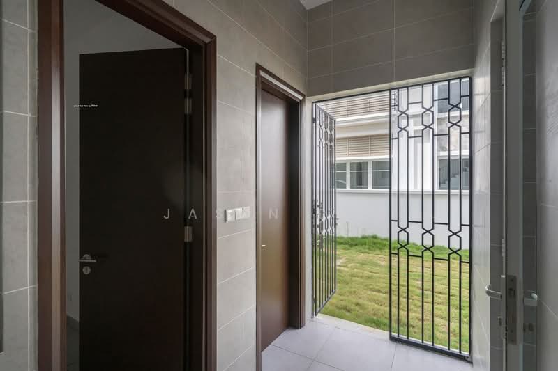 Bungalow for Sale in Setia Eco Park (Setia Alam) - Jason Tan - Entrance - PropertyGuru.com.my
