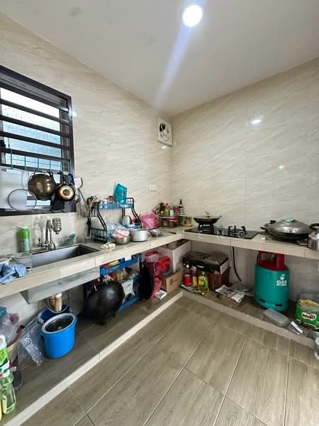 2-storey Terraced House for Sale in Taman Setia Indah (Tebrau) - Yuki Cheng - Kitchen - PropertyGuru.com.my