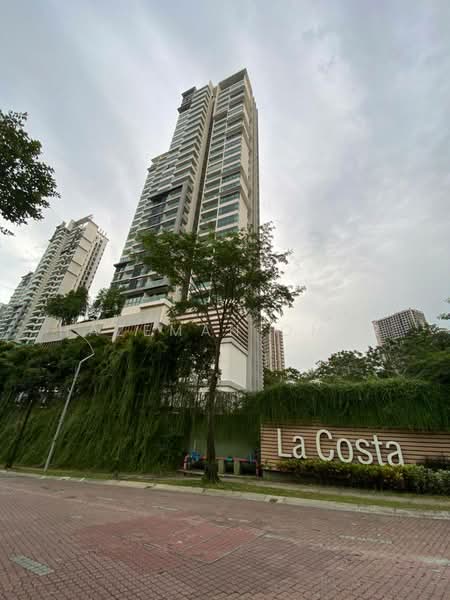 Condominium for Sale at LaCosta @ Sunway South Quay - Hazeman Omar - Exterior - PropertyGuru.com.my