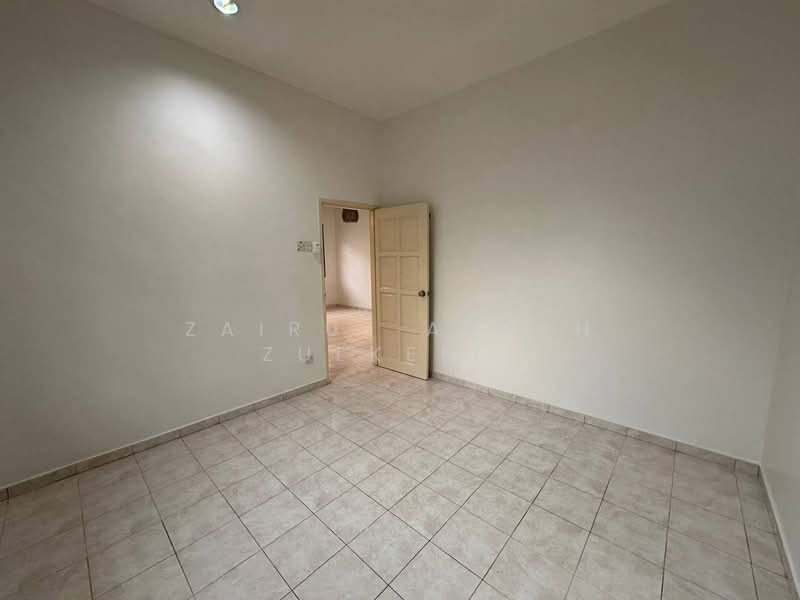 Bangi RENOVATED EXTENDED Double Storey Semi D House Bandar Seri Putra Bangi untuk Untuk Dijual - RM 755,000, Apr 2026 - Interior - PropertyGuru.com.my