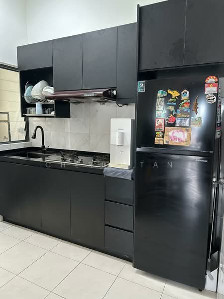 Sky Awani Residensi 2 untuk Untuk Disewa - RM 1,500 /bulan, Mac 2026 - Kitchen - PropertyGuru.com.my
