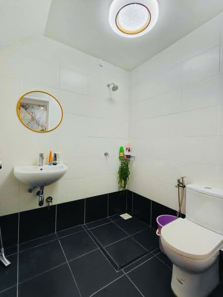 2-storey Terraced House for Sale in Eco Botanic (Iskandar Puteri (Nusajaya)) - Suny Sior - Bathroom - PropertyGuru.com.my