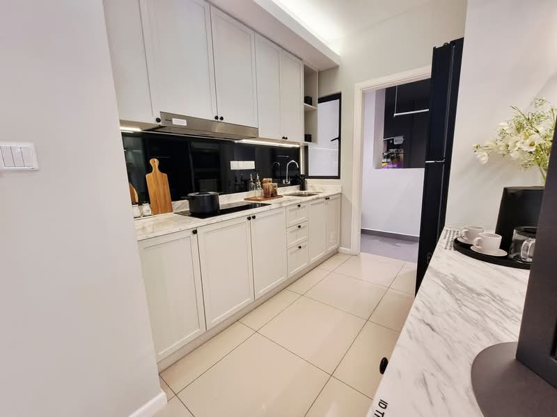 Uptown Residences 2, Berkeley Uptown untuk Untuk Dijual - RM 460,000, Mac 2026 - Kitchen - PropertyGuru.com.my