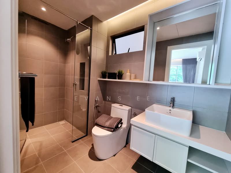 Service Residence for Sale at Cavara @ Uptown Residences 2 - Evans Ee - Bathroom - PropertyGuru.com.my