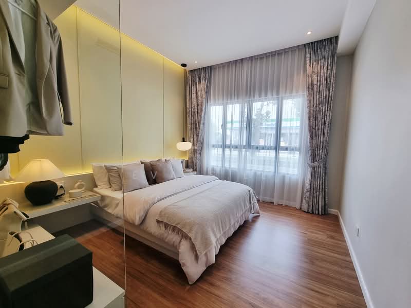 Service Residence for Sale at Cavara @ Uptown Residences 2 - Evans Ee - Bedroom - PropertyGuru.com.my