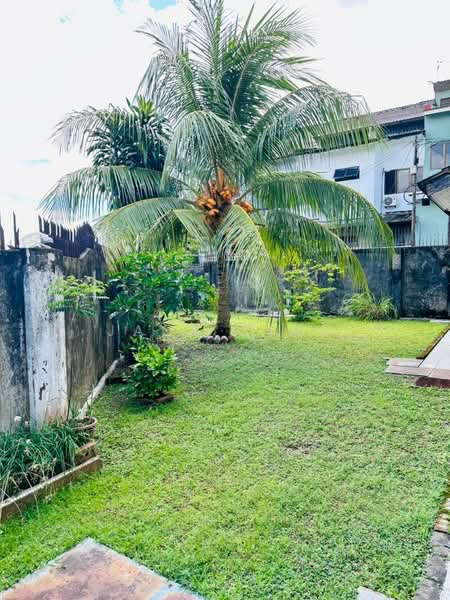 2-storey Terraced House for Sale in Taman Sri Putri (Skudai) - Jack Ting - Garden - PropertyGuru.com.my