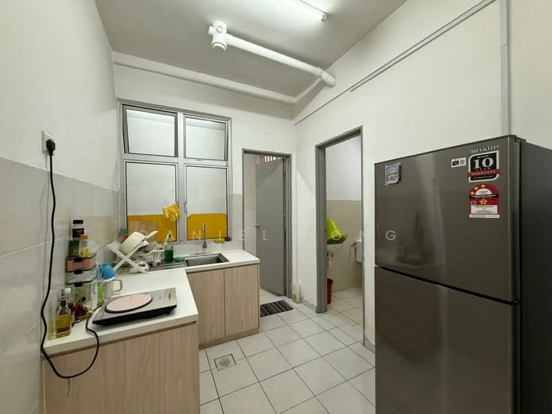 Apartment for Sale at Molek Ria - Daniel Yong - Kitchen - PropertyGuru.com.my