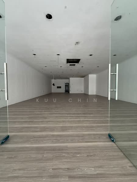Shop for Rent in Taman Molek (Johor Bahru) - Kuu Chin - Interior - PropertyGuru.com.my