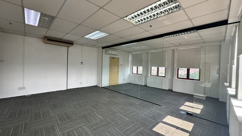 Untuk Disewa - Damansara Intan