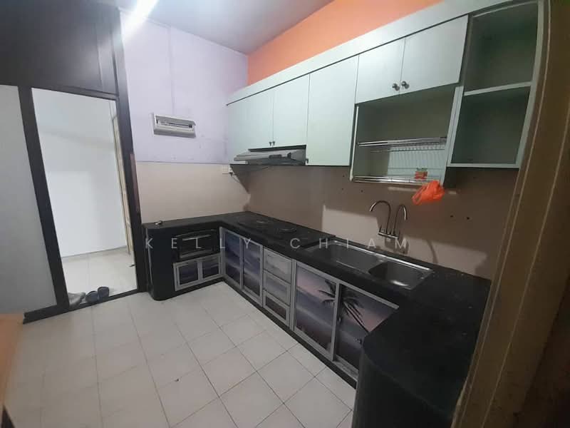 Service Residence for Sale at Nusa Perdana Apartment - Kelly Chiam - Kitchen - PropertyGuru.com.my
