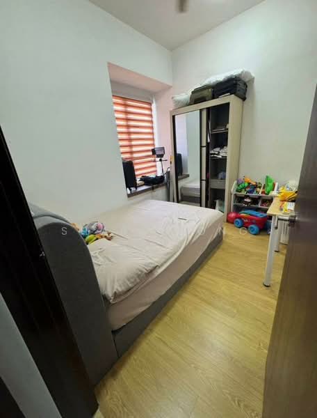Kondominium untuk Dijual di Royal Strand @ Country Garden Danga Bay - Sharon Ong - Bedroom - PropertyGuru.com.my
