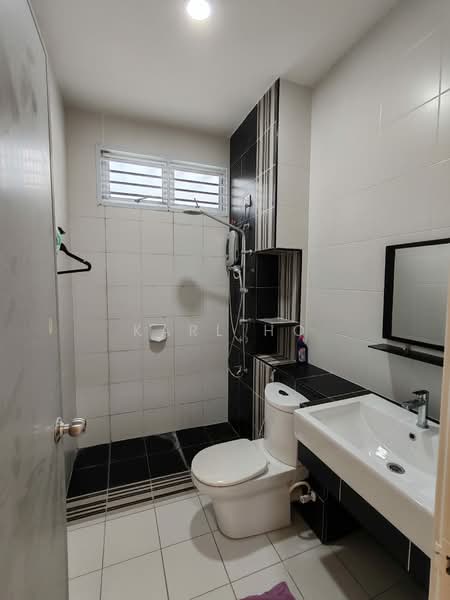 2-storey Terraced House for Sale in Setia Eco Village (Gelang Patah) - Karl Ho - Bathroom - PropertyGuru.com.my
