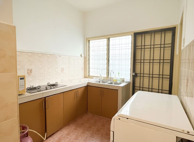 BP11 untuk Untuk Dijual - RM 650,000, Mac 2026 - Kitchen - PropertyGuru.com.my