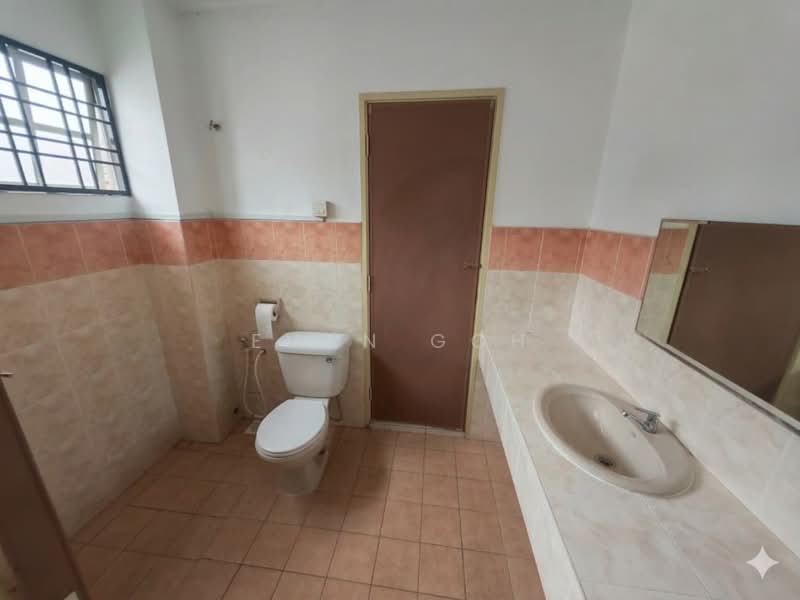 2-storey Terraced House for Sale in Bandar Bukit Puchong 2 (Puchong) - Evan Goh - Bathroom - PropertyGuru.com.my