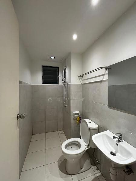 Condominium for Rent at TRI PINNACLE - Quvee Ooi - Bathroom - PropertyGuru.com.my