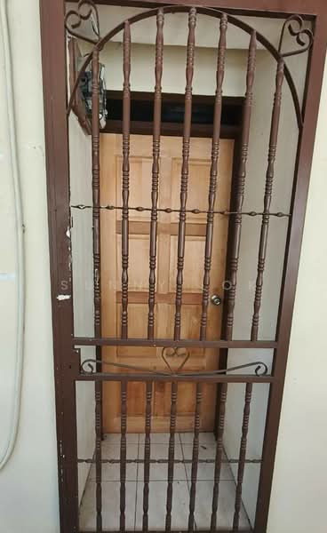 Pangsapuri untuk Dijual di Greenlane Heights Block 3 - Sunny Lok - Entrance - PropertyGuru.com.my
