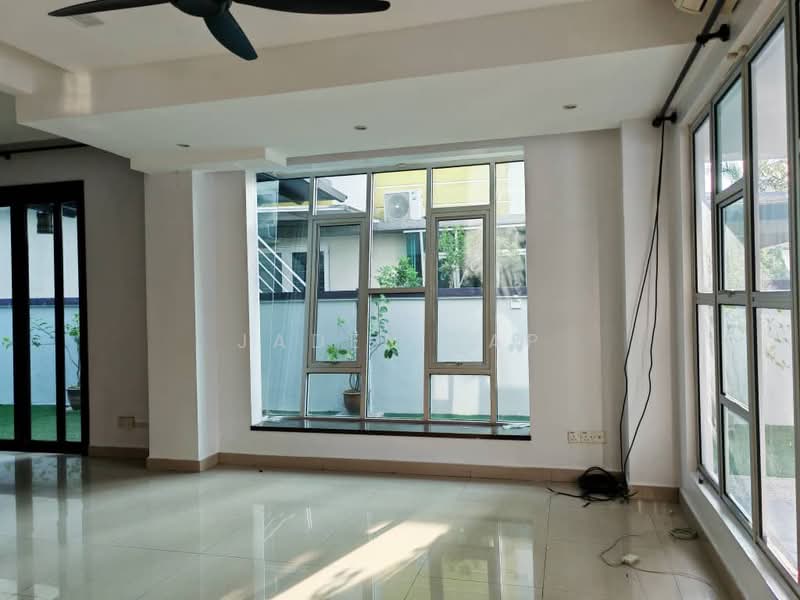 Tiara Puteri untuk Untuk Dijual - RM 950,000, Mac 2026 - Living Room - PropertyGuru.com.my