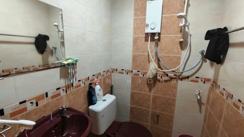 Taman University, Jalan Kemuliaan untuk Untuk Dijual - RM 680,000, Apr 2026 - Bathroom - PropertyGuru.com.my