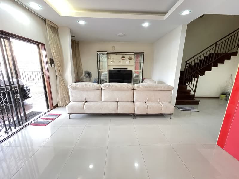 22x75 Taman Damai Jaya Selayang Jaya One Sierra Perdana Residence 2 untuk Untuk Disewa - RM 3,500 /bulan, Mac 2026 - Living Room - PropertyGuru.com.my