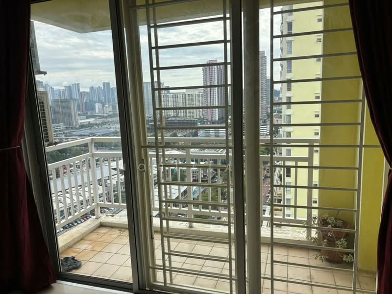 Condominium for Sale at Platinum Lake PV 10 - Norlela . - Balcony - PropertyGuru.com.my