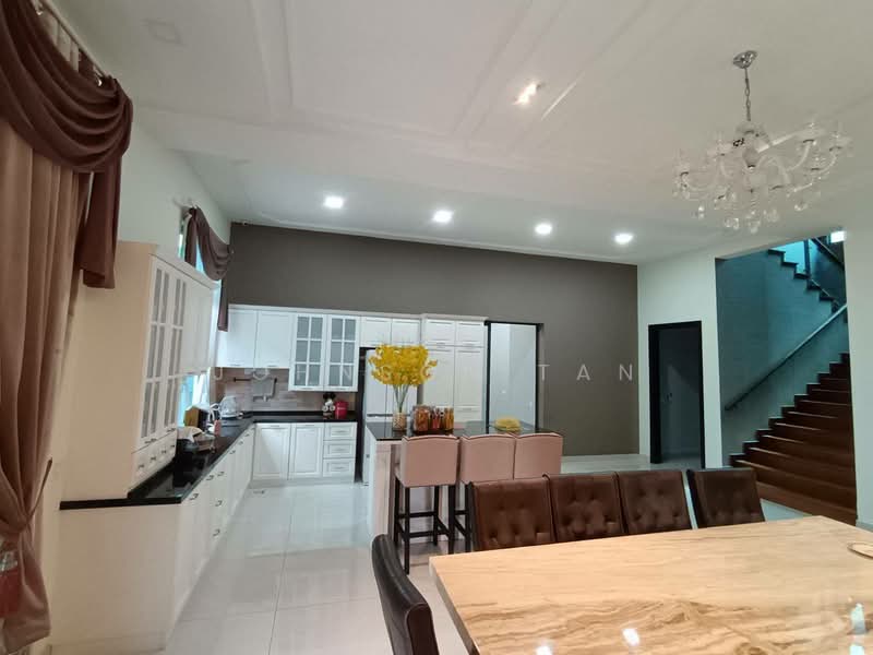 Fenix Villas Setia Tropika untuk Untuk Dijual - RM 4,500,000, Apr 2026 - Kitchen - PropertyGuru.com.my