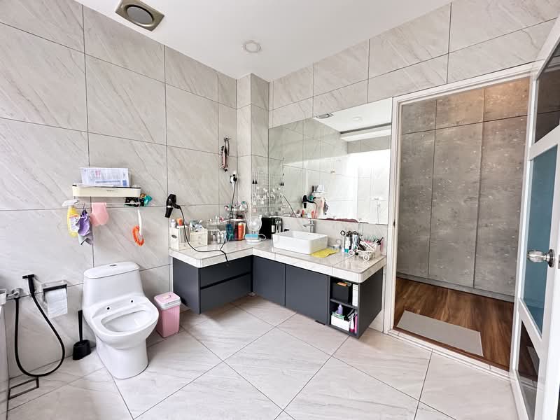 Anggun 2 Rawang untuk Untuk Dijual - RM 1,280,000, Mac 2026 - Bathroom - PropertyGuru.com.my