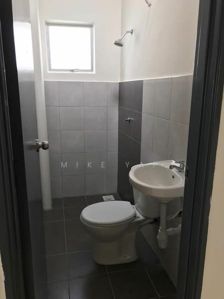 Alamanda Parklands untuk Untuk Dijual - RM 438,000, Mac 2026 - Bathroom - PropertyGuru.com.my