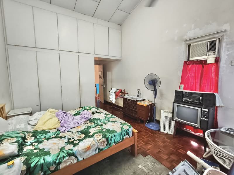 Rumah Teres 2 Tingkat untuk Dijual di Taman Connaught (Cheras) - Henry Chia - Bedroom - PropertyGuru.com.my