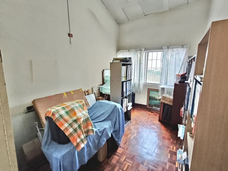 Rumah Teres 2 Tingkat untuk Dijual di Taman Connaught (Cheras) - Henry Chia - Study - PropertyGuru.com.my