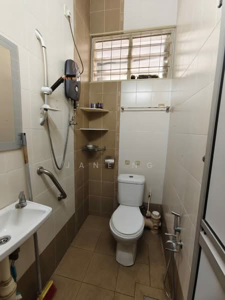 Tanah Komersial untuk Disewa di Taman Kota Permai (Bukit Mertajam) - Jane Ng - Bathroom - PropertyGuru.com.my