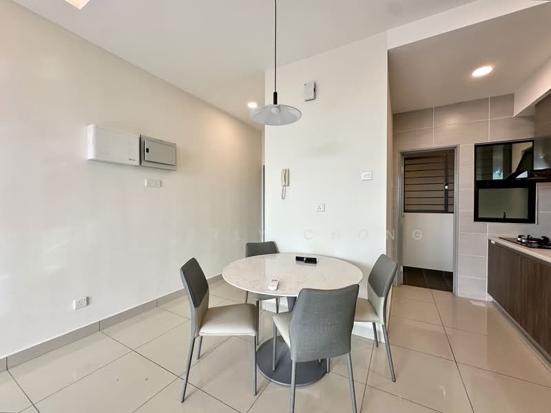 Servis Apartment untuk Dijual di G Residence - Beverly Chong - Dining Room - PropertyGuru.com.my