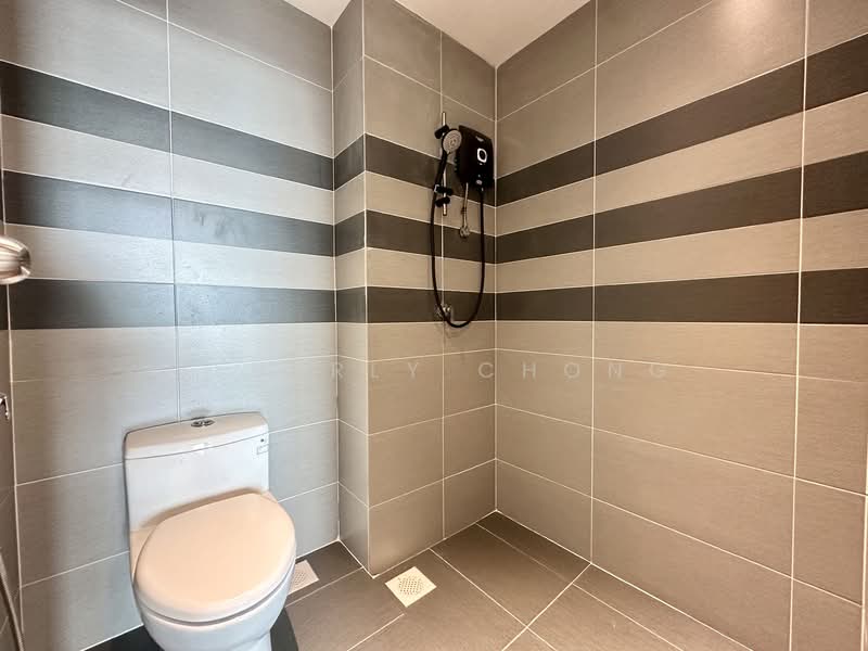 Service Residence for Sale at G Residence - Beverly Chong - Bathroom - PropertyGuru.com.my