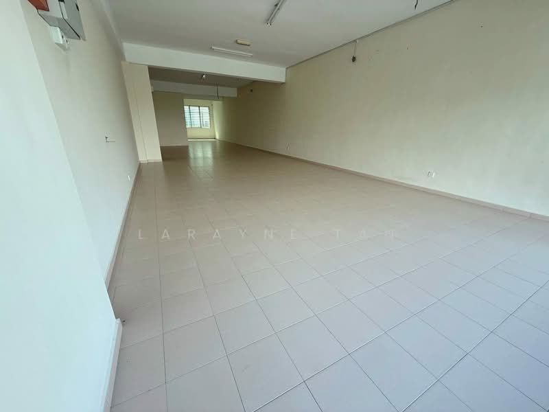 Shop / Office for Rent in Pusat Perniagaan Raja Uda (Butterworth) - Larayne Tan - Interior - PropertyGuru.com.my