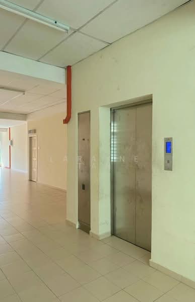 Shop / Office for Rent in Pusat Perniagaan Raja Uda (Butterworth) - Larayne Tan - Interior - PropertyGuru.com.my