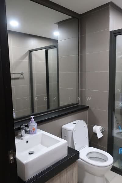 Service Residence for Sale at The Tamarind - Jack Law - Bathroom - PropertyGuru.com.my
