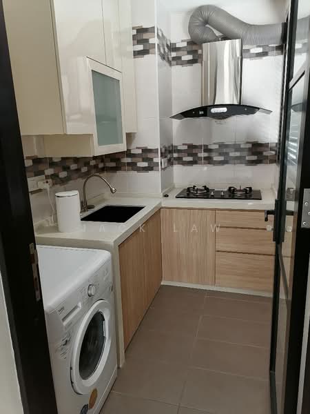 Service Residence for Sale at The Tamarind - Jack Law - Kitchen - PropertyGuru.com.my