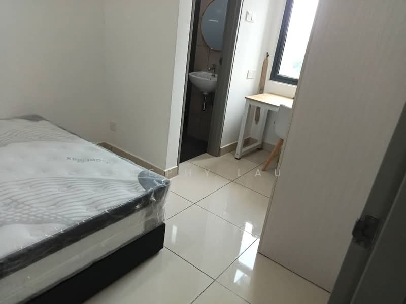 Apartment for Sale at D7 (D'Seven Lagoon Perdana) - Stephy Lau - Bedroom - PropertyGuru.com.my