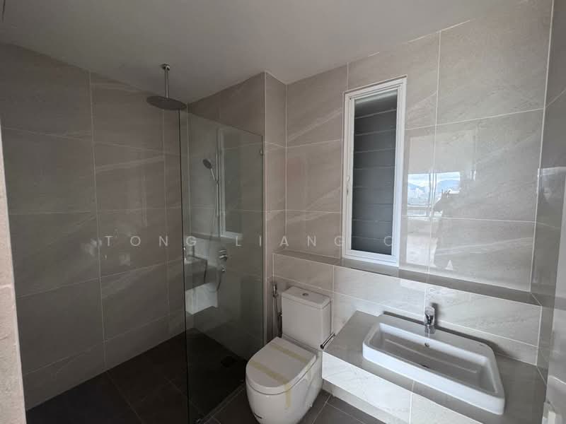 Condominium for Rent at Codrington Residence - Tong Liang Ooi - Bathroom - PropertyGuru.com.my