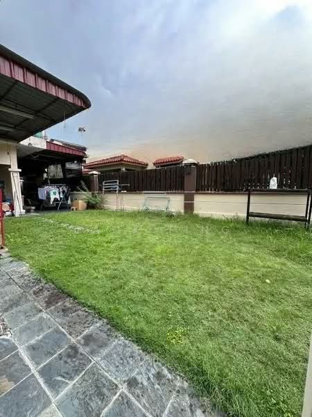 2-storey Terraced House for Sale in Taman Sutera Utama (Skudai) - Jack Ting - Garden - PropertyGuru.com.my