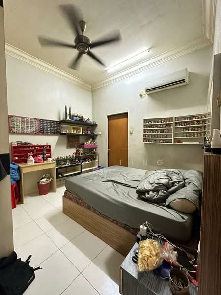 2-storey Terraced House for Sale in Taman Sutera Utama (Skudai) - Jack Ting - Bedroom - PropertyGuru.com.my