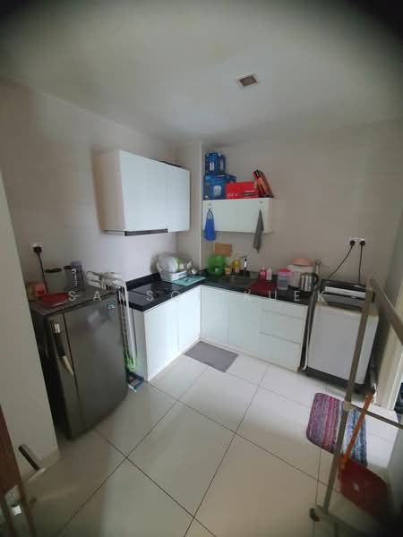 Pangsapuri untuk Dijual di Central Residence @ Sungai Besi - Samson Kuek - Kitchen - PropertyGuru.com.my