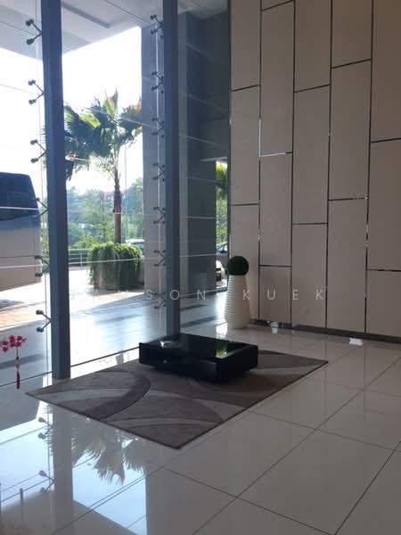Pangsapuri untuk Dijual di Central Residence @ Sungai Besi - Samson Kuek - Entrance - PropertyGuru.com.my