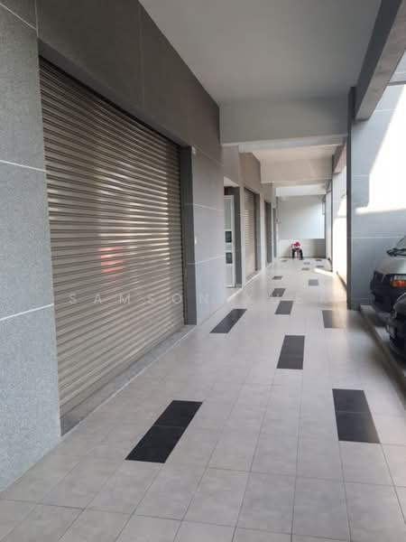 Pangsapuri untuk Dijual di Central Residence @ Sungai Besi - Samson Kuek - Corridor - PropertyGuru.com.my