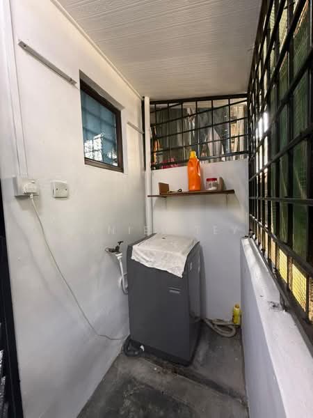 Jalan teratai untuk Untuk Disewa - RM 1,300 /bulan, Apr 2026 - PropertyGuru.com.my