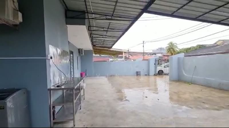 Semi-Detached House for Sale in Johor Bahru (Johor) - Kelvin Lei - Exterior - PropertyGuru.com.my
