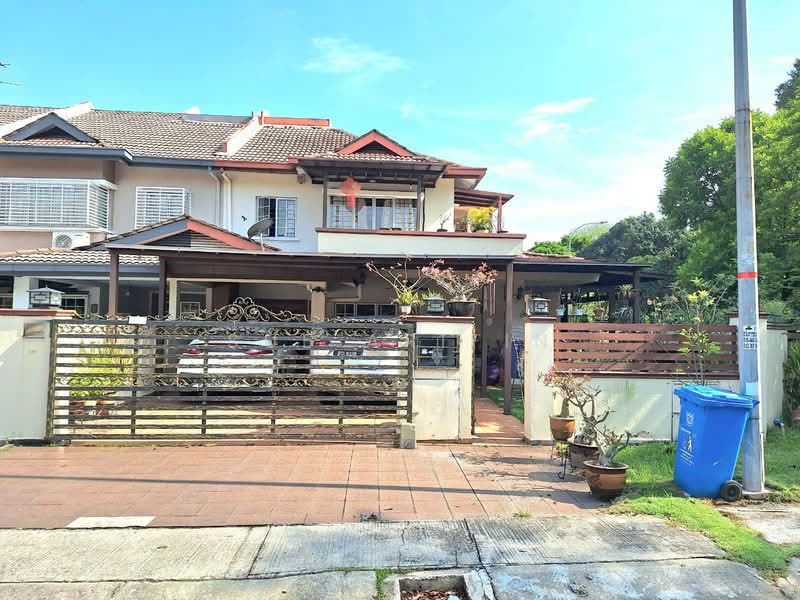 2-storey Terraced House for Sale in Kota Kemuning (Shah Alam) - Sue Arifin - Exterior - PropertyGuru.com.my