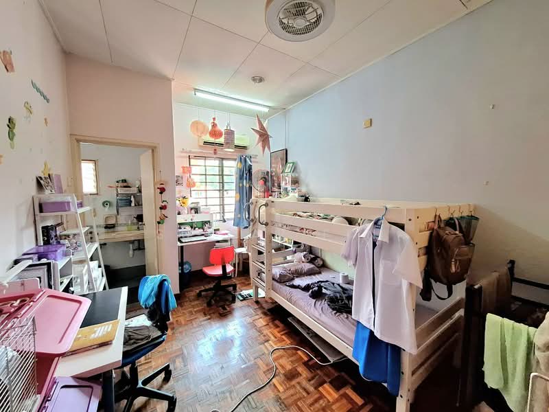 2-storey Terraced House for Sale in Kota Kemuning (Shah Alam) - Sue Arifin - Bedroom - PropertyGuru.com.my